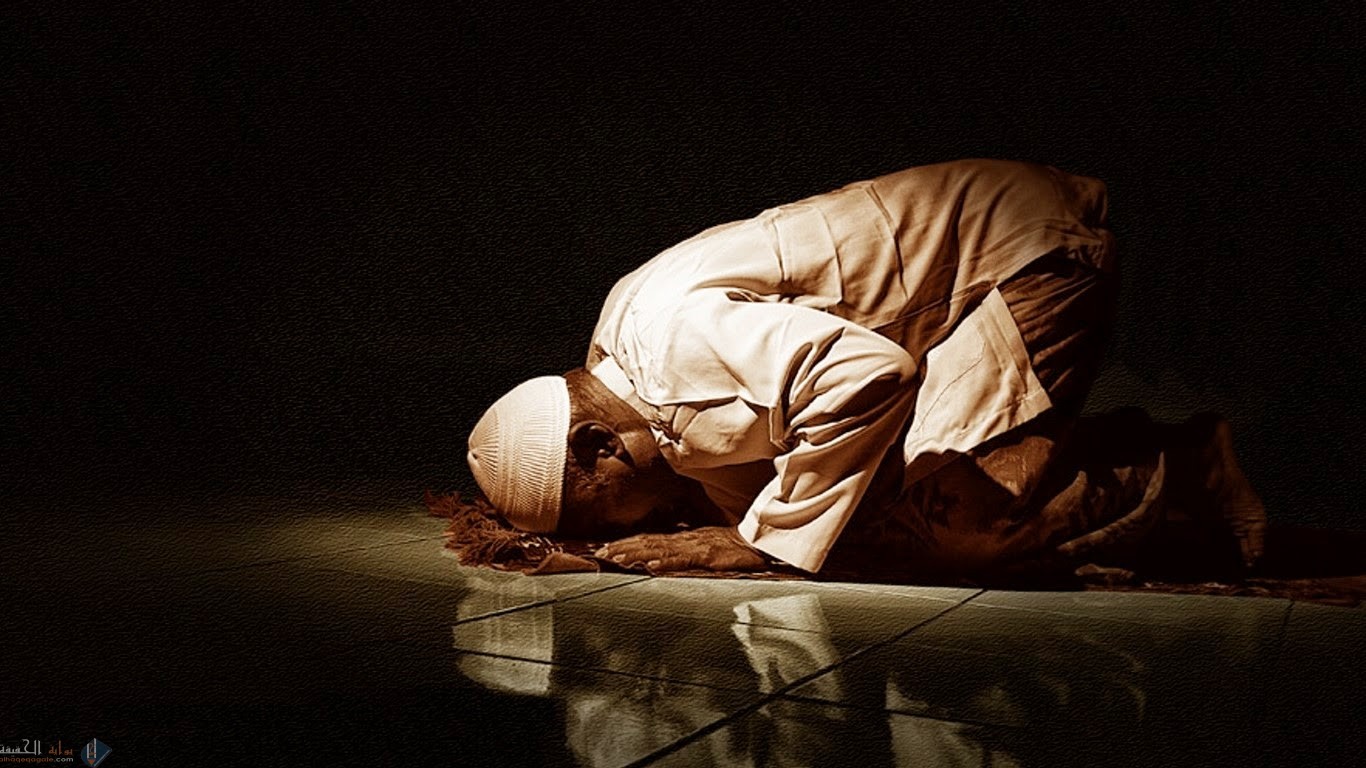 ما الأسباب التي تعين على التبكير إلى صلاة الفجر؟