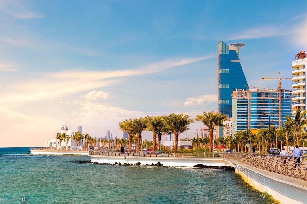 أبدي رأيي حول أبرز المعالم السياحية في المملكة بأساليب متنوعة في فقرة قصيرة
