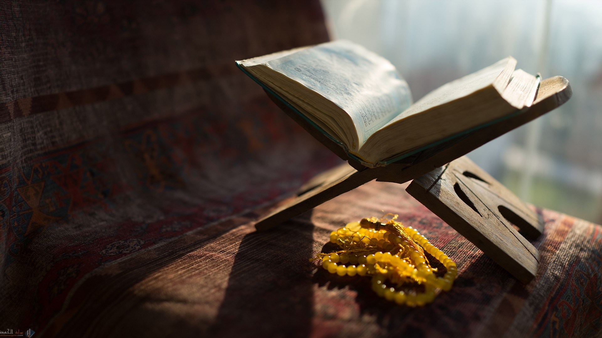 مثالين من السنه النبوية تقرر فيها العقيدة الإسلامية حديث جبريل في تقرير معنى الايمان
