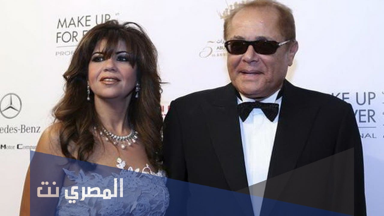 من هي زوجة محمود عبد العزيز الاولى