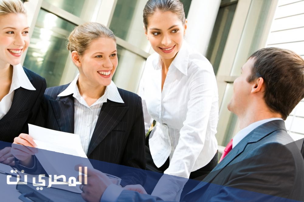 تعبير عن أهمية الشباب في المجتمع ودورهم