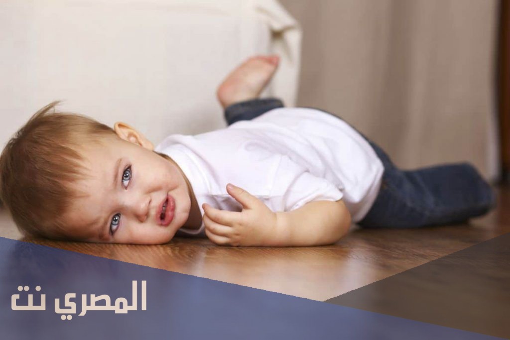 أسباب التشنج عند الأطفال أثناء النوم
