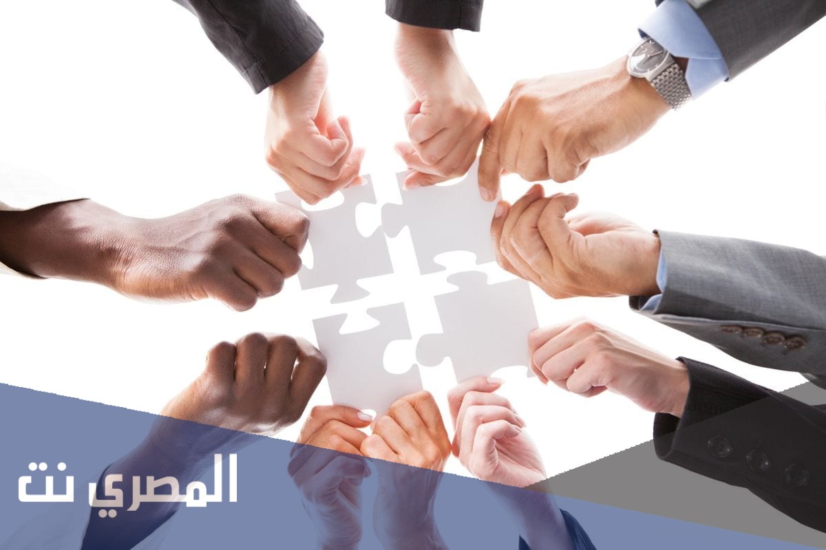 تعبير عن التعاون جديد بالعناصر كاملة