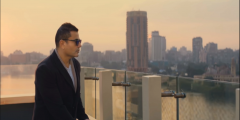 كلمات اغنية بالحب اتجمعنا ورا فريقنا عمرو دياب