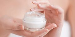 خطوات عمل كريم مرطب لليد