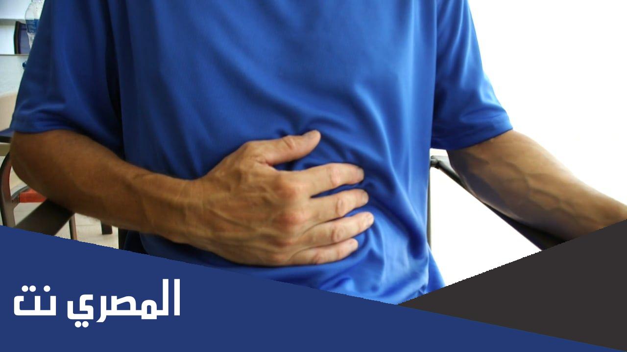 ما سبب لون البراز الاسود ؟