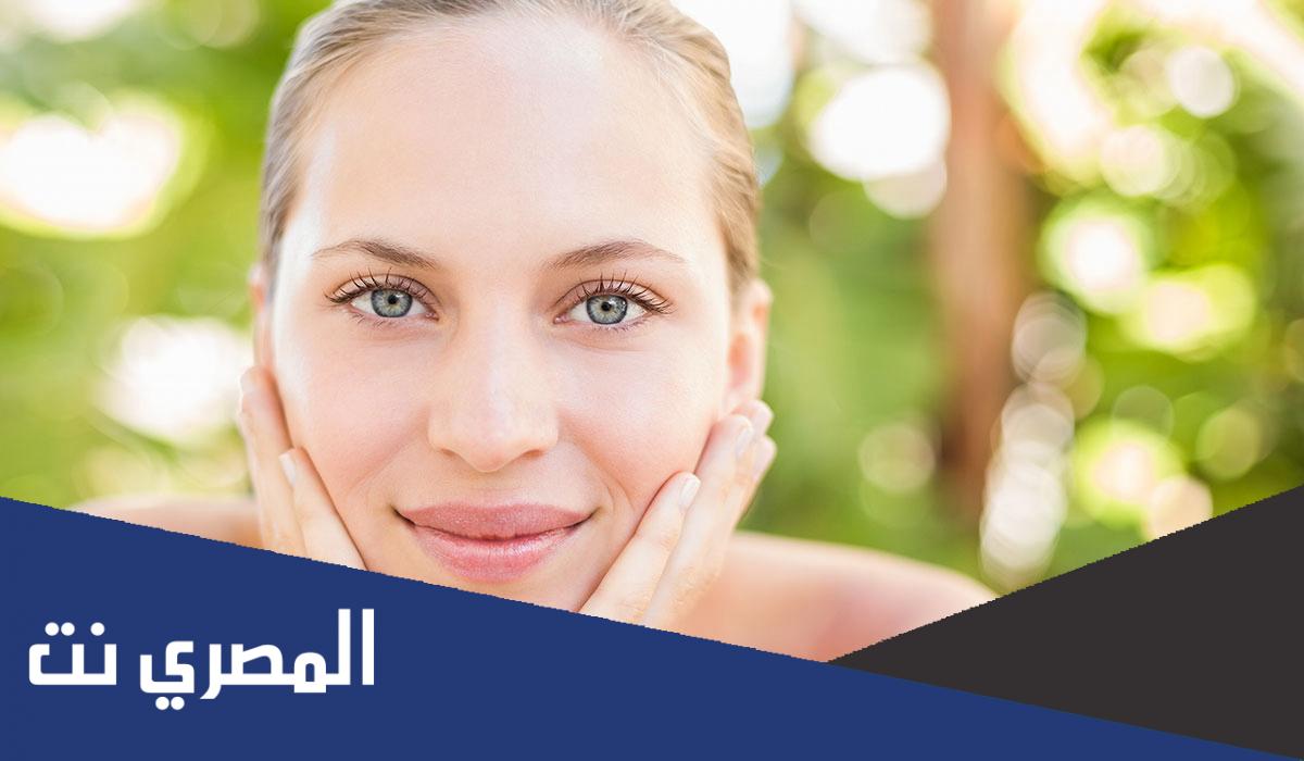 ما هي المادة المتحكمة في لون البشرة ؟