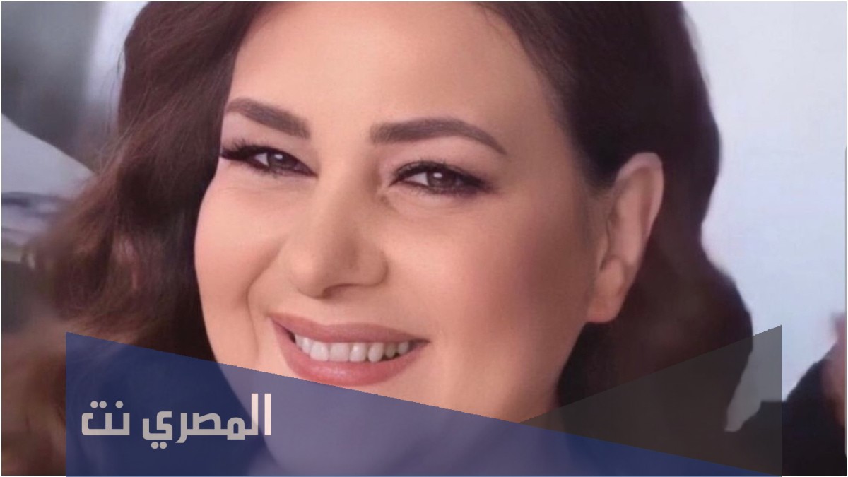من هي دلال عبد العزيز ويكيبيديا