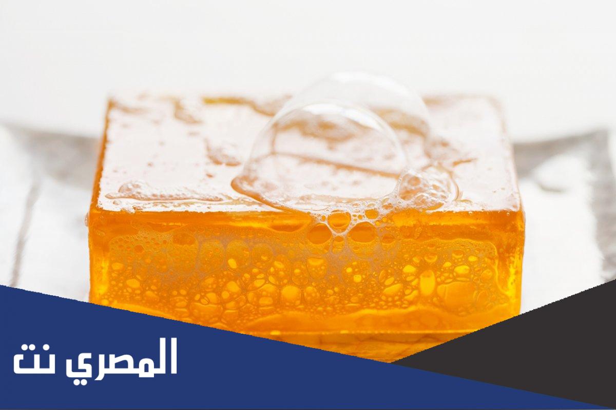 هل صابون الجلسرين مفيد للبشرة الدهنية ؟