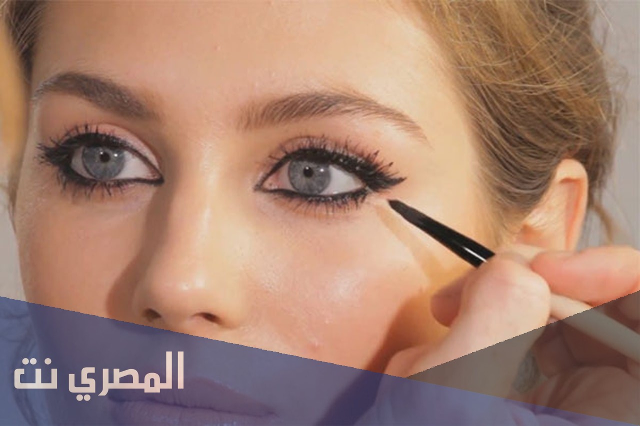حكم وضع الكحل والخروج به