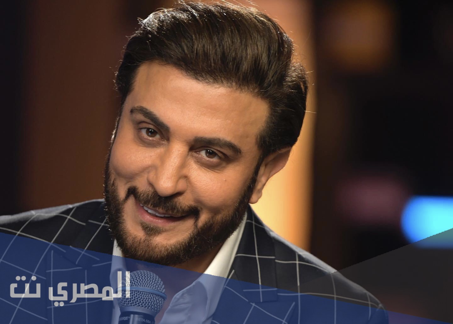 شفتك واقول بخاطري كيف اخليك كلمات
