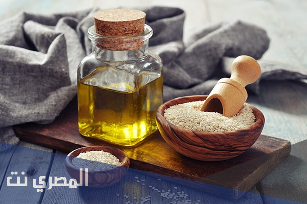 فوائد زيت السمسم للشعر الخشن والمجعد