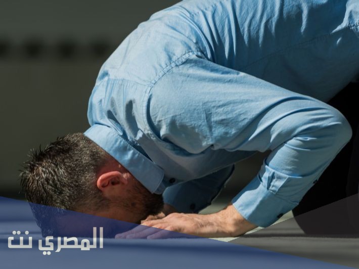 لماذا نسجد مرتين في كل ركعة
