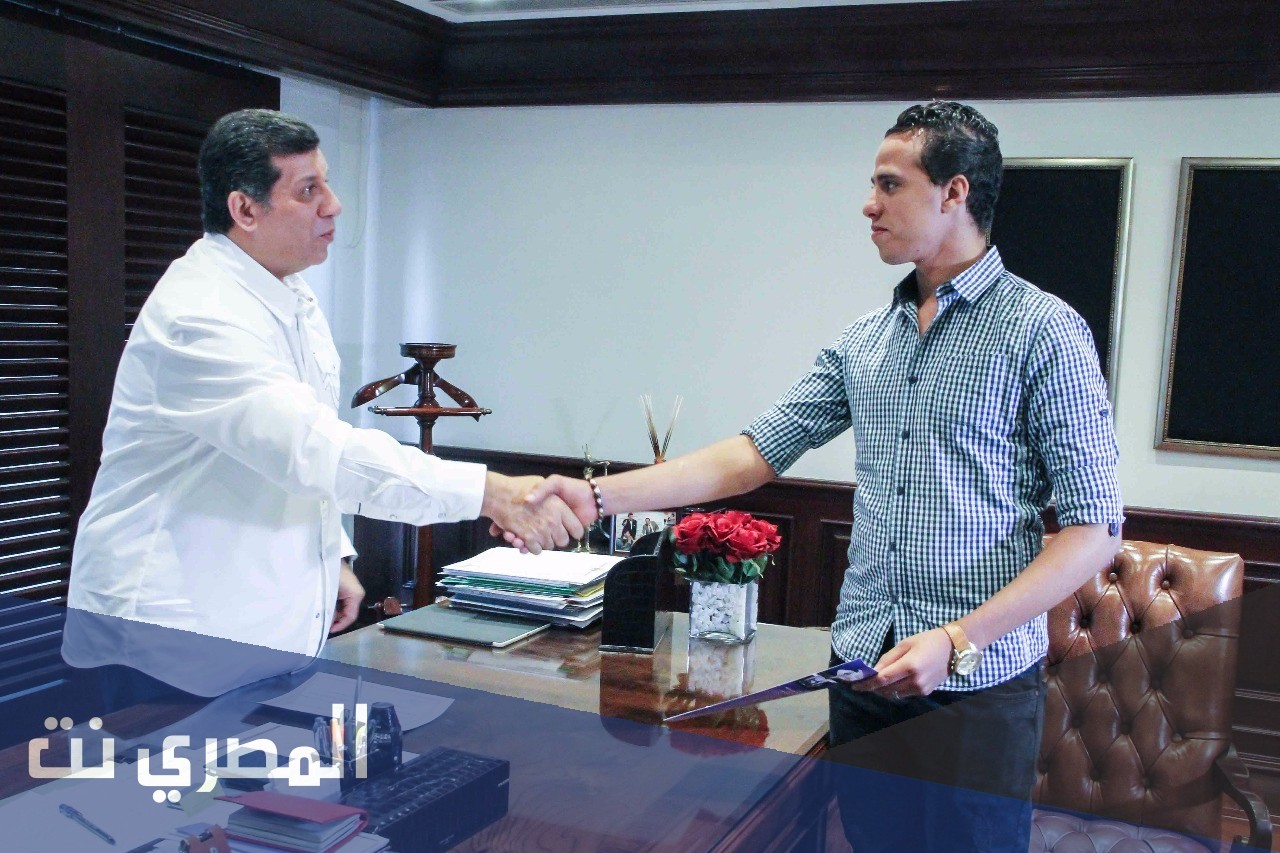 من هو اشرف شيحه ويكيبيديا