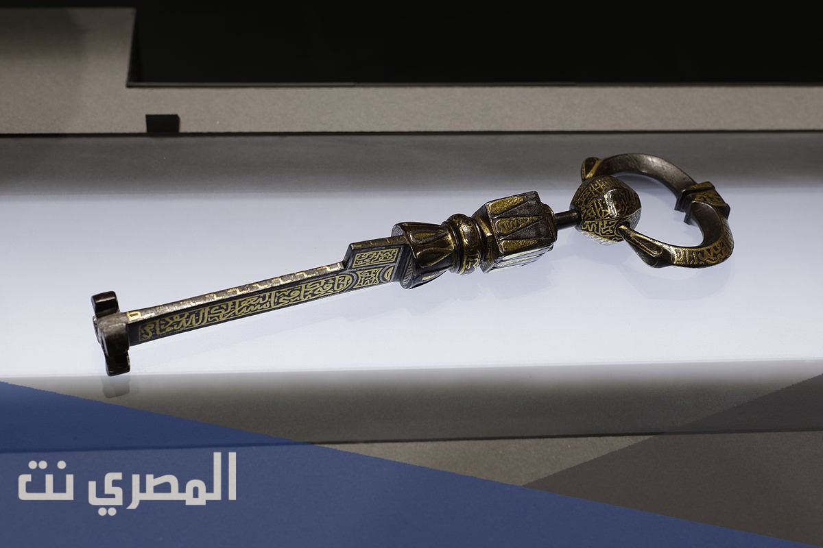 من هو الصحابي الذي اعطاه الرسول مفتاح الكعبه
