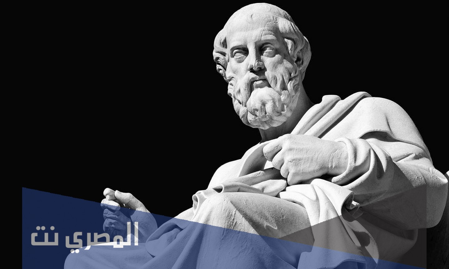 من هو مؤلف كتاب فن الشعر