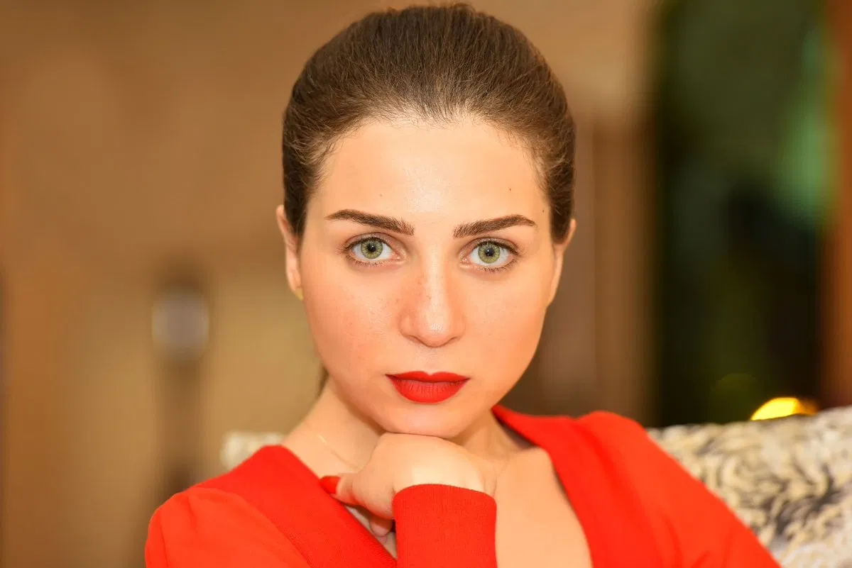 من هو زوج مي عز الدين