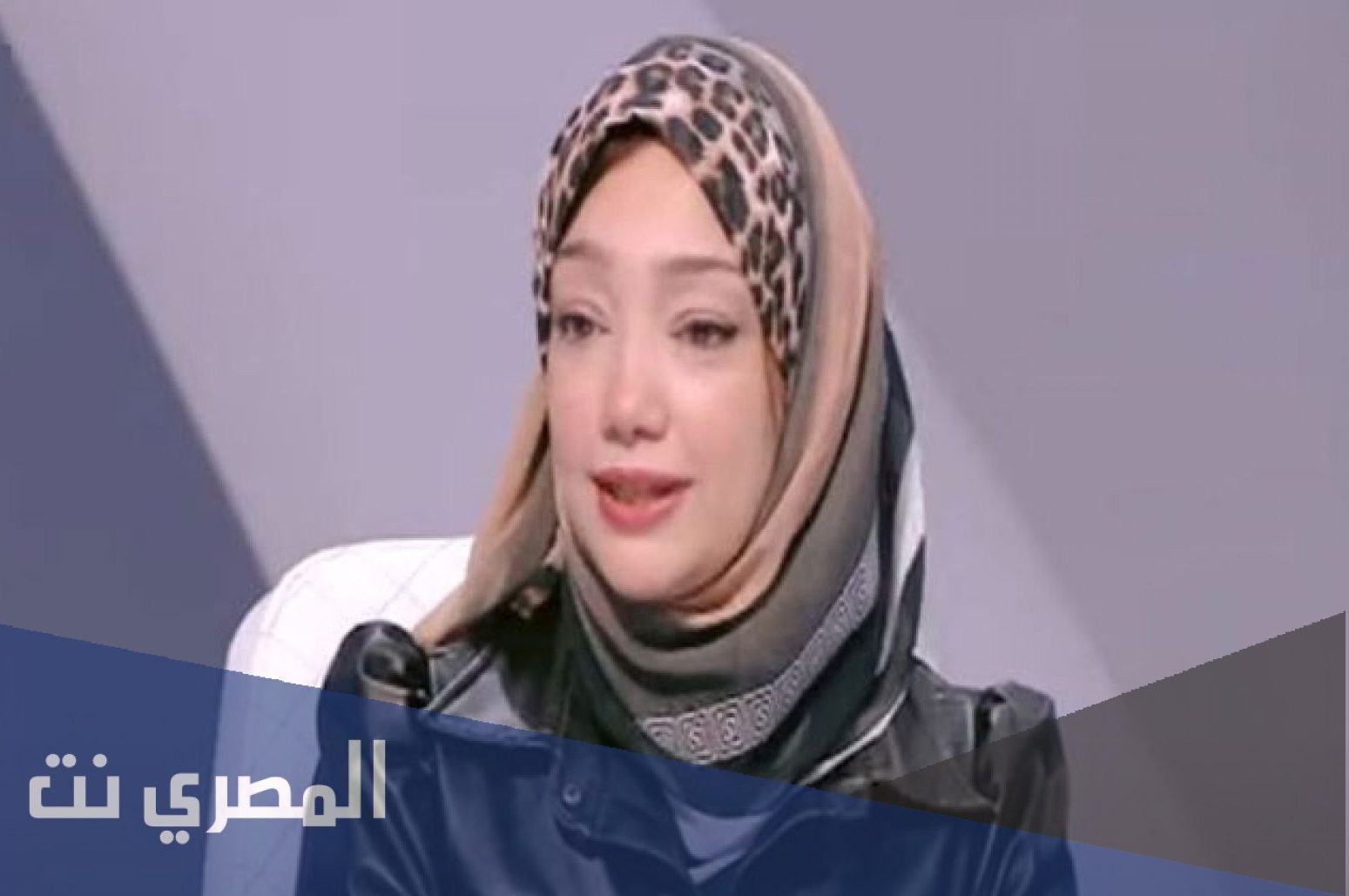 من هي زوجة اللاعب علاء علي