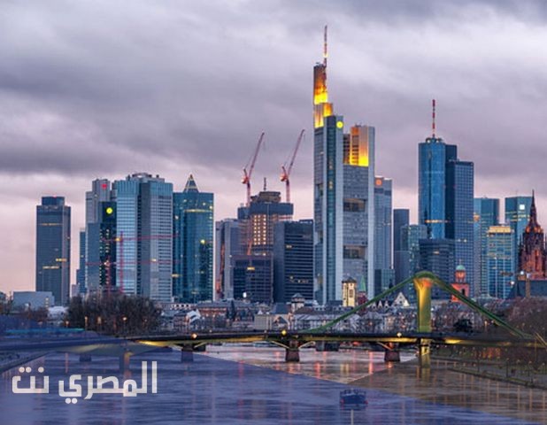 اين تقع فرانكفورت في المانيا