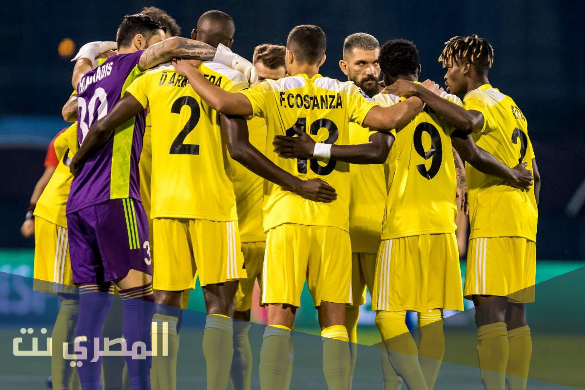 اين يقع نادي شريف