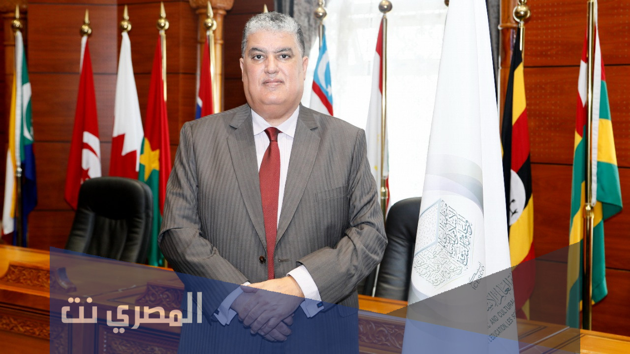 من هو عمر حلي وزير التعليم