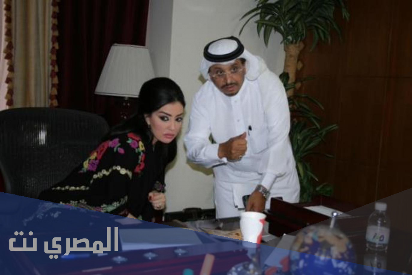 من هو مخرج مسلسل هوامير الصحراء