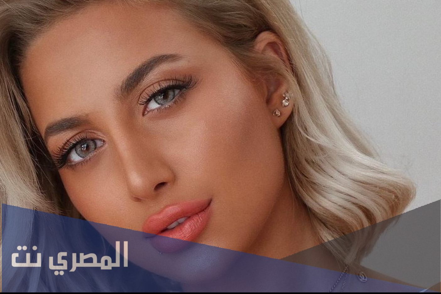 كم عمر مودل روز الحقيقي