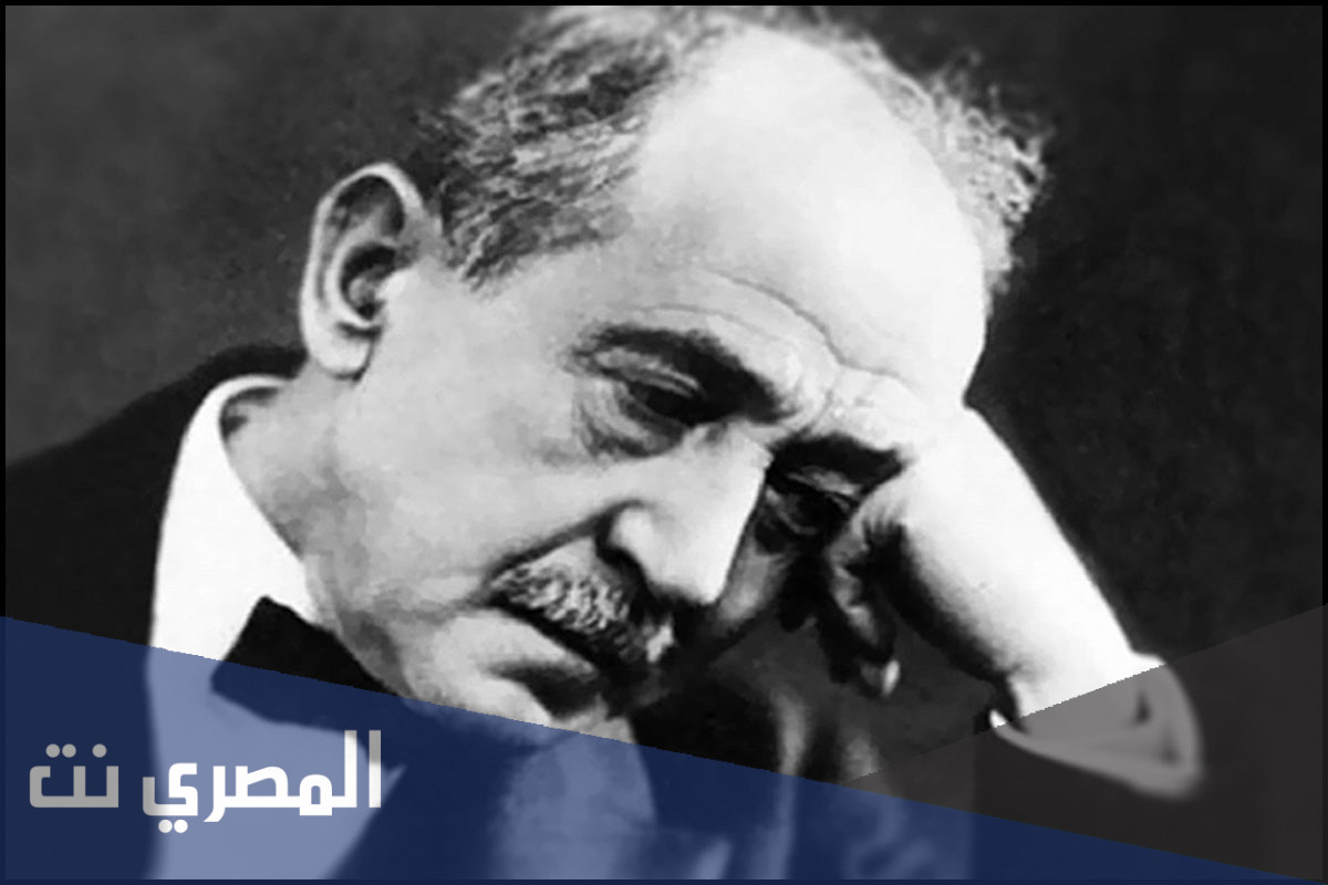 اشهر حكم أقوال أحمد شوقي ومعلومات عن حياته