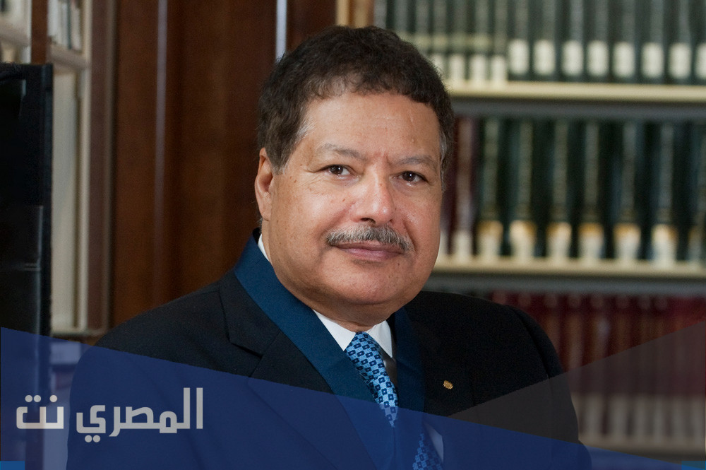 احمد زويل اخترع ايه