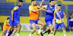 اللاعبين المهددين بالايقاف من النصر