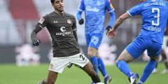 اين يلعب عمر مرموش
