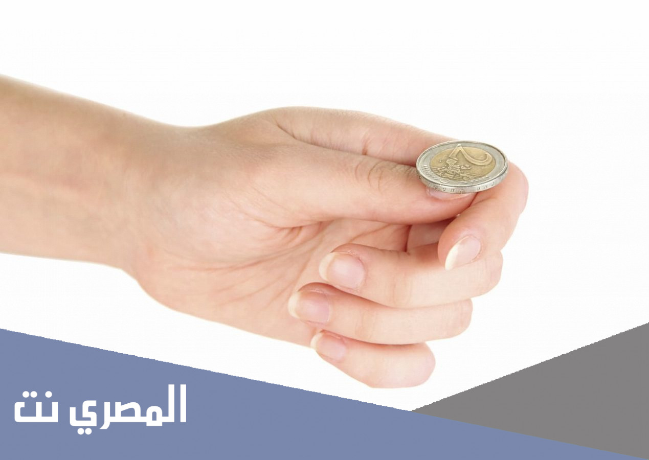 عدد النواتج الممكنة عند رمي قطعة نقود ثلاث مرات