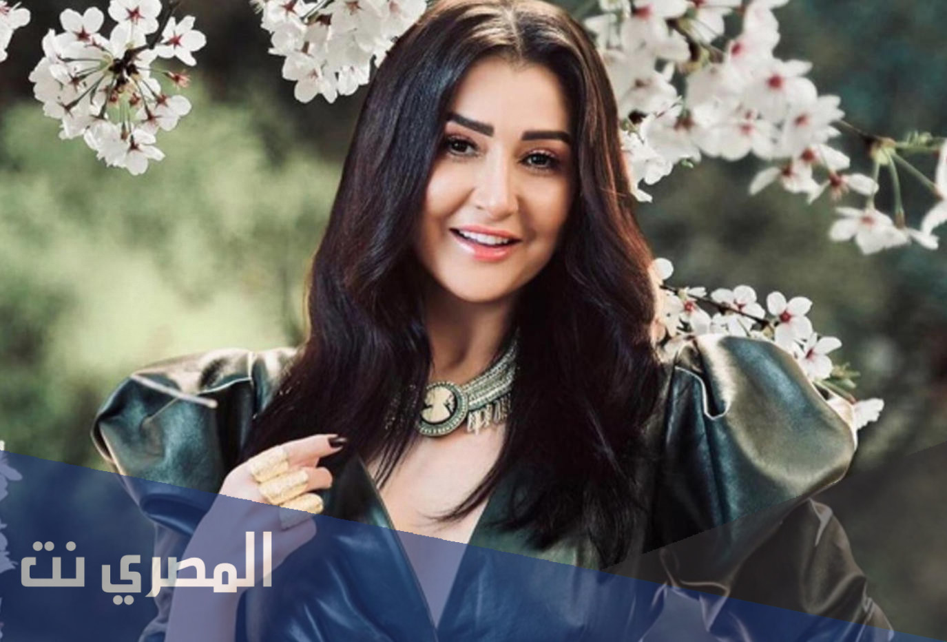 كم عمر غادة عبد الرازق