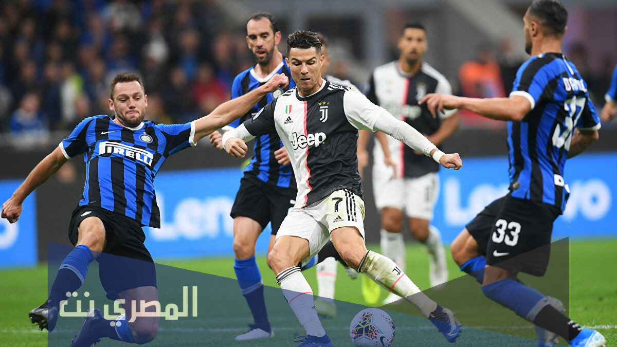 متى يكون اللاعب في موقف تسلل