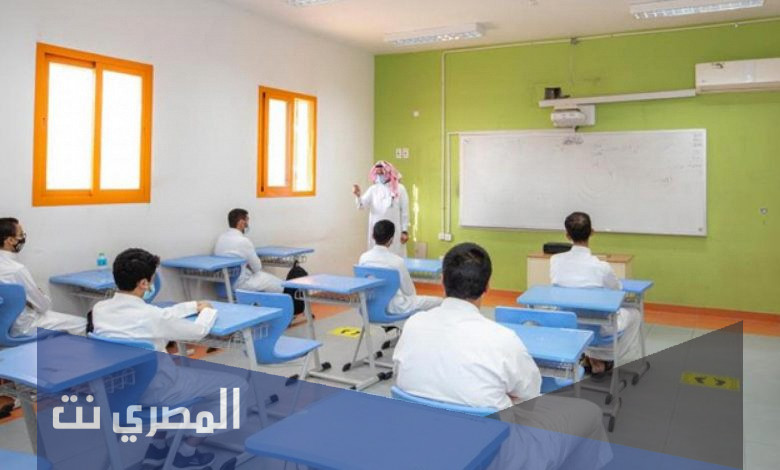 هل الاجازة المطولة تشمل الجامعات