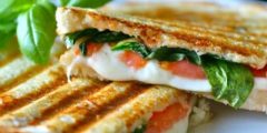 طريقة عمل بانيني بالموزريلا والريحان في المنزل