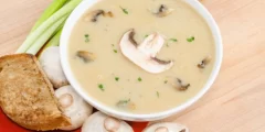 طريقة عمل شوربة الفراخ بالفطر بالخطوات