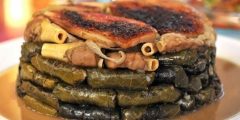 طريقة عمل طاجن ورق عنب بالكوارع بالتفصيل