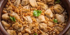 طريقة عمل طاجن لسان العصفور بالدجاج