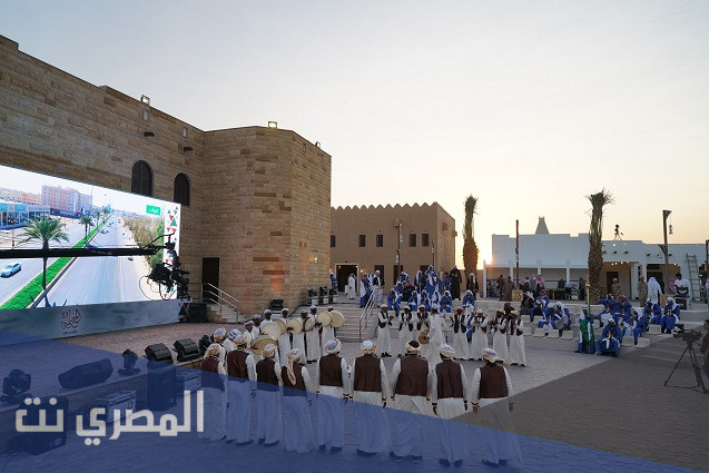 اين تقع قرية الجنادرية