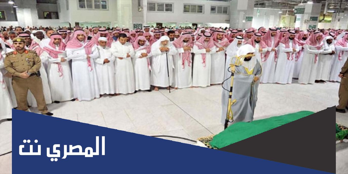 لماذا يصلون على الميت مكشوف الوجه