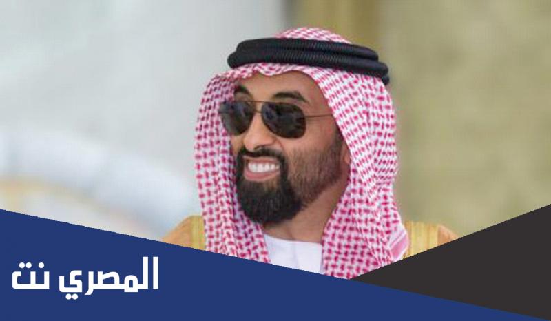 لماذا يلبس طحنون بن زايد نظاره