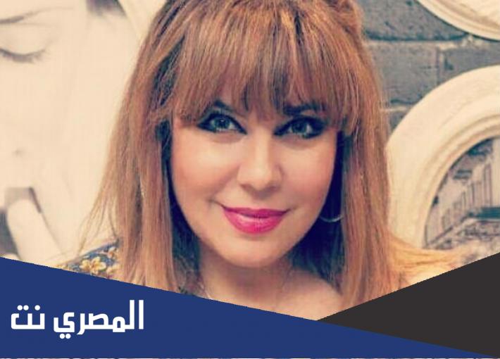 من هي منى اش اش السيرة الذاتية