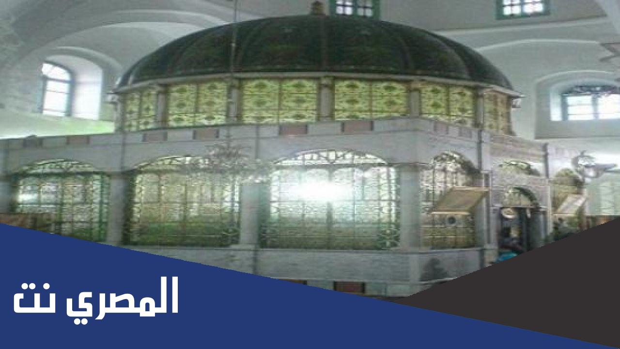 اين يوجد قبر خالد بن الوليد