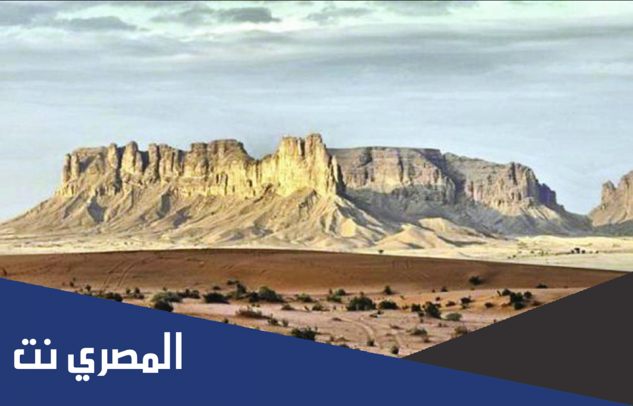 تقع جبال طويق في منطق