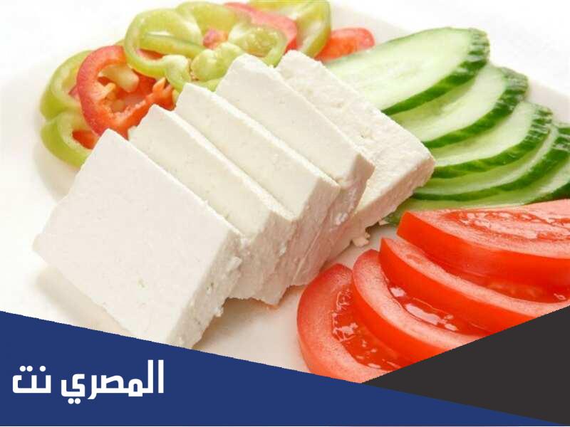 كم نسبة الدهن في الجبن القريش