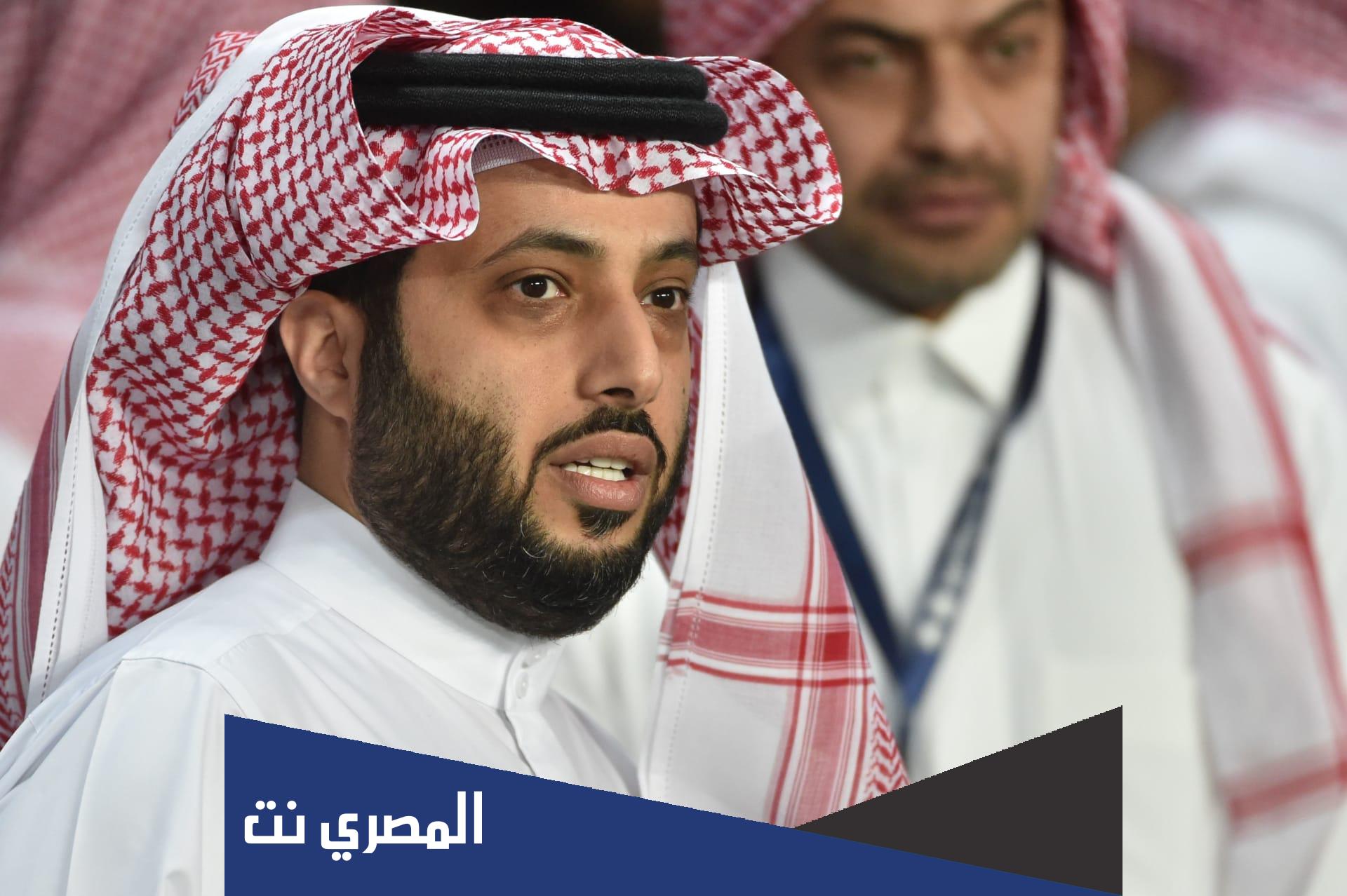 شاهد.. أول ظهور ل تركي آل الشيخ على السرير الأبيض بعد خضوعه لعملية جراحية
