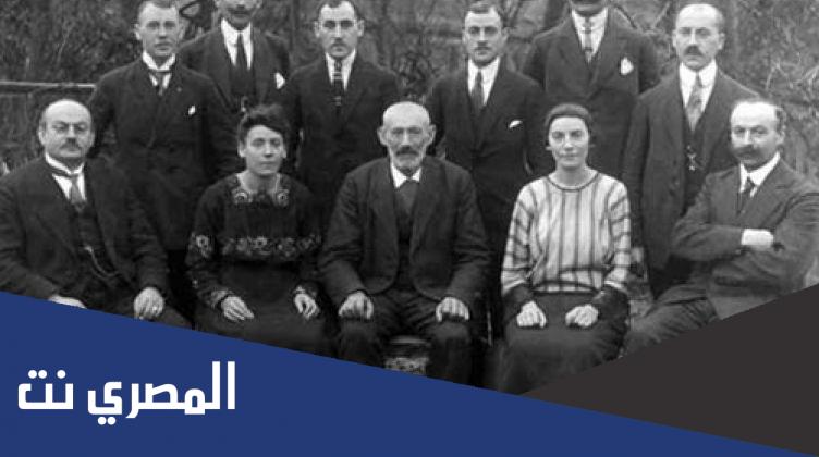 كم تبلغ ثروة عائلة روتشيلد وأين يعيشون