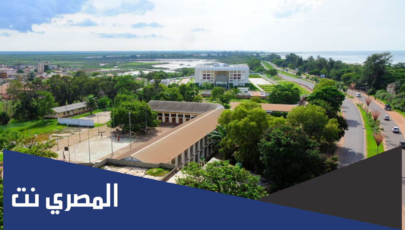 كم عدد سكان غامبيا 2022