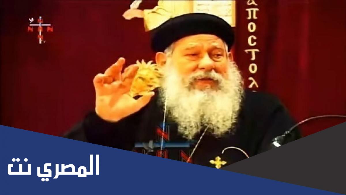 كم عمر ابونا مكاري يونان